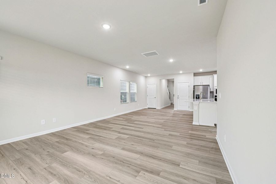 10-web-or-mls-Raleigh - Oak Manor - 928