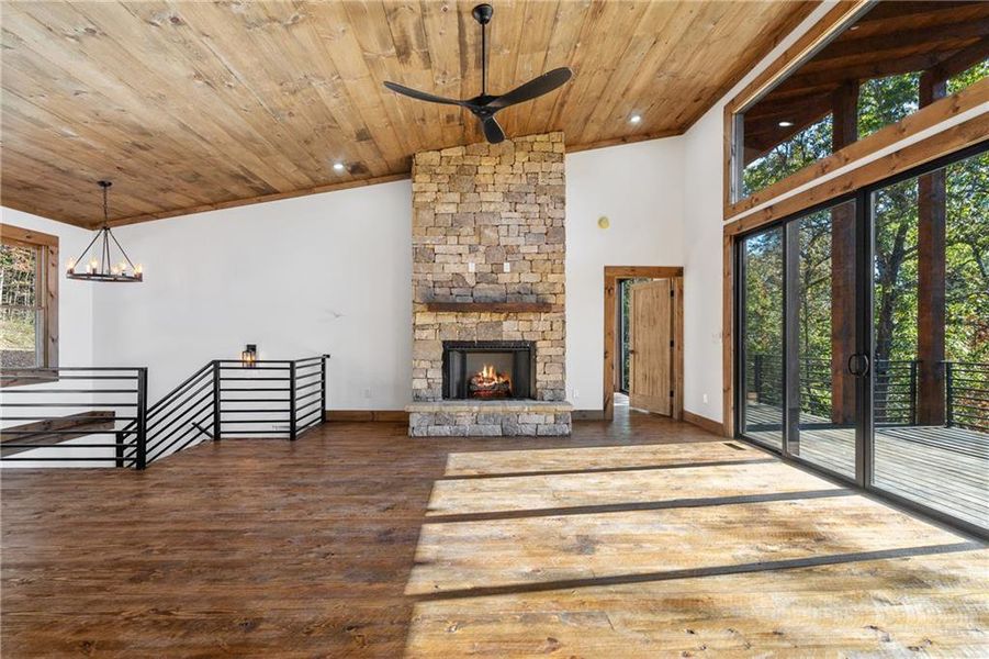 Exterior details and patio area of a home in , Mineral Bluff (Image 28).
