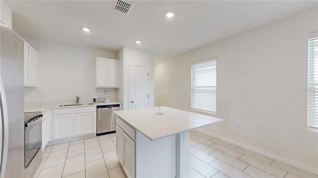 Furnished interior view inside a new home in , Umatilla (Image 14).