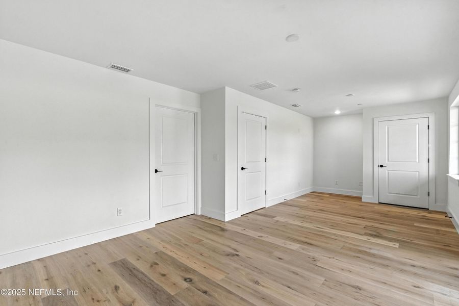 Spacious, unfurnished interior of a new home in , St. Augustine (Image 26).