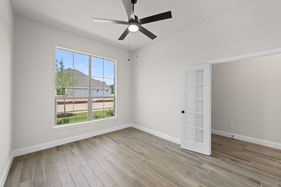 Spacious, unfurnished interior of a new home in Mockingbird Hills - Signature Series, Joshua (Image 25).