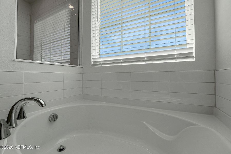Close-up of interior finishes inside a home in Amberly, Green Cove Springs (Image 18).