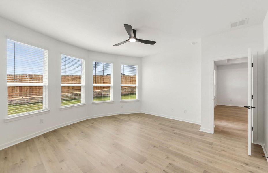 Spacious, unfurnished interior of a new home in Sunfield, Buda (Image 21). Spacious, unfurnished interior of a new home in Sunfield, Buda (Image 21).