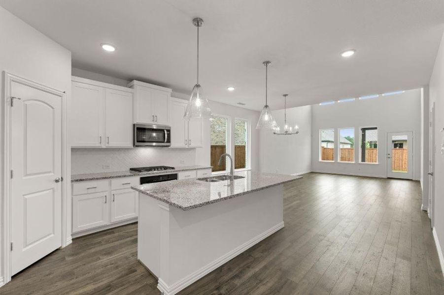 14. 2228 Aspen Chase - Kitchen (2)