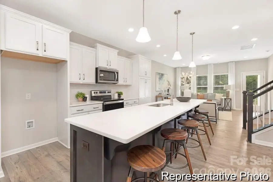 Furnished interior view inside a new home in Beaver Creek, Statesville (Image 12).