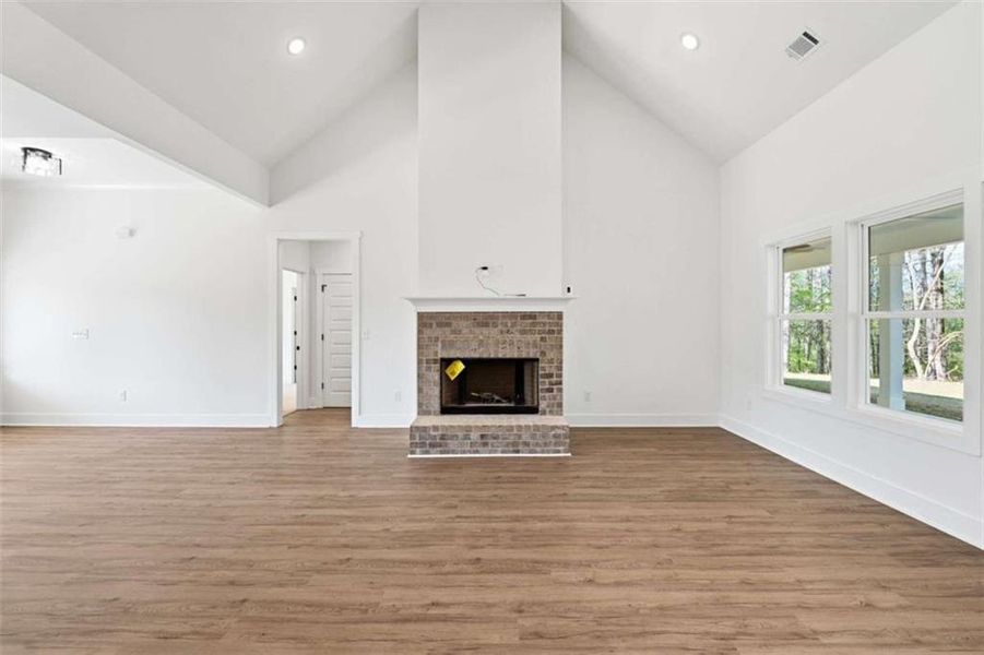Spacious, unfurnished interior of a new home in , Covington (Image 31).