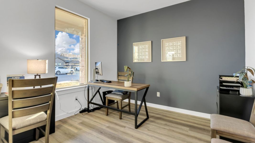 Furnished interior view inside a new home in Viridian, Lubbock (Image 8).