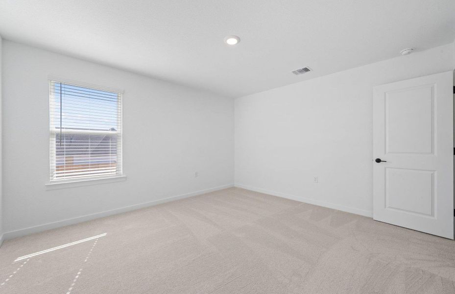 Spacious, unfurnished interior of a new home in Woodside, Georgetown (Image 19).