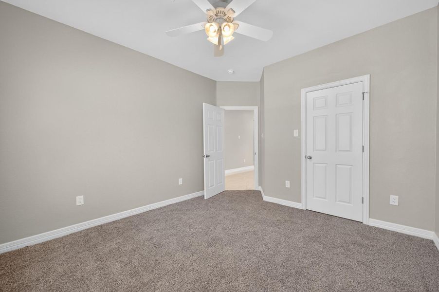 Spacious, unfurnished interior of a new home in , Houston (Image 19).