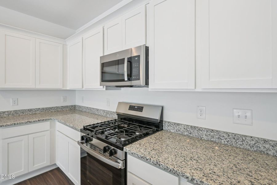 10-web-or-mls-Flagstone Wy-S0402-010