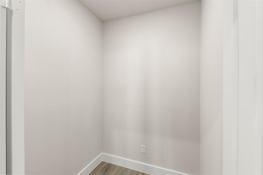 17. 748 Wilderness - Flex 17. 748 Wilderness - Flex