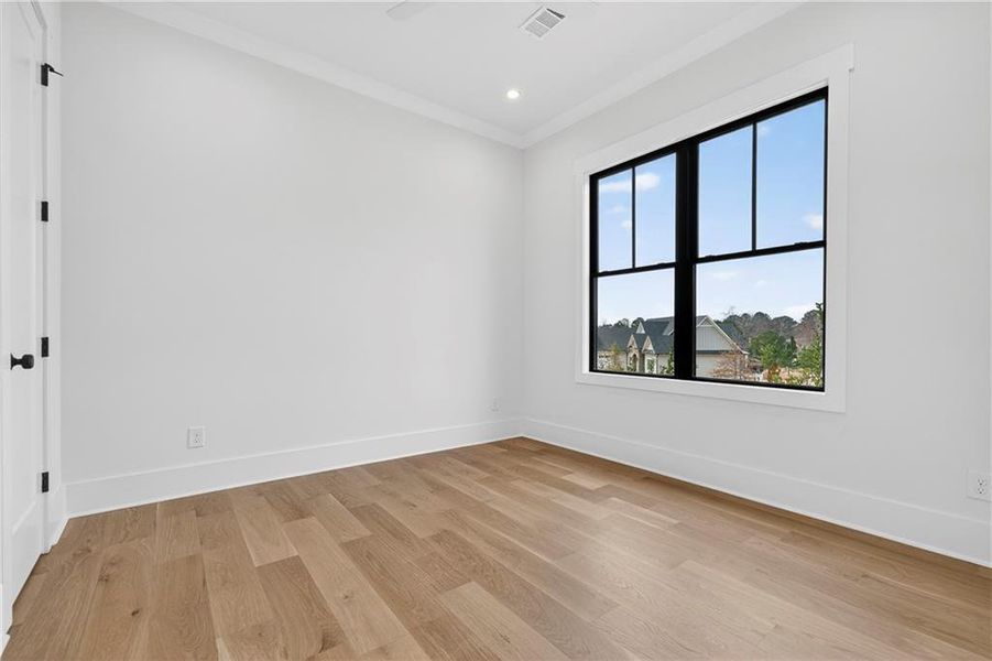 Spacious, unfurnished interior of a new home in , White Plains (Image 23).