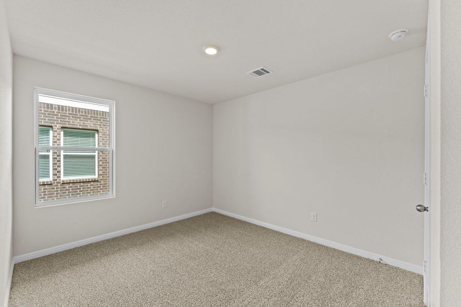 Spacious, unfurnished interior of a new home in Whisper South, San Marcos (Image 16). Spacious, unfurnished interior of a new home in Whisper South, San Marcos (Image 16).