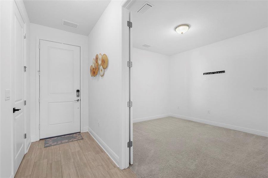 Spacious, unfurnished interior of a new home in , Sarasota (Image 50).