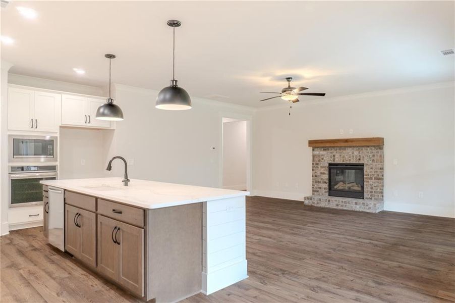 Furnished interior view inside a new home in Weslyn Park, Social Circle (Image 10).