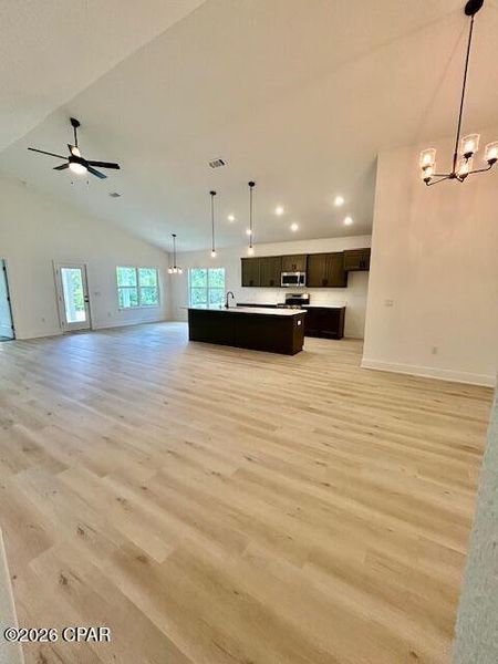 Spacious, unfurnished interior of a new home in Parkbrook, Panama City (Image 10). Spacious, unfurnished interior of a new home in Parkbrook, Panama City (Image 10).