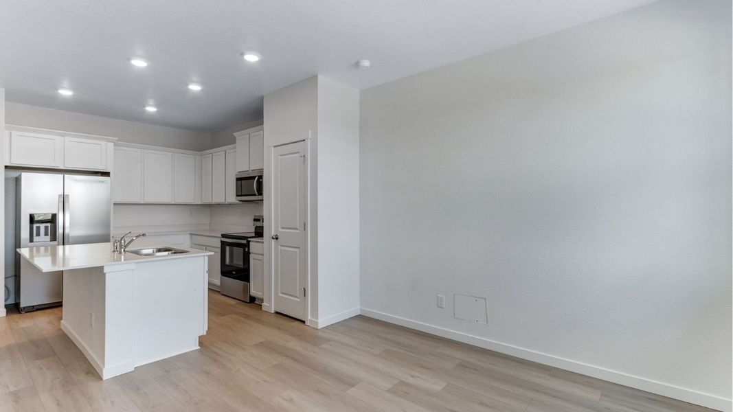 Furnished interior view inside a new home in Vista Meadows, Fort Lupton (Image 8).