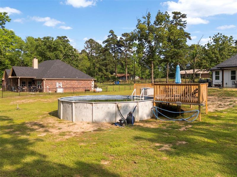 Exterior details and patio area of a home in , Gladewater (Image 20). Exterior details and patio area of a home in , Gladewater (Image 20).