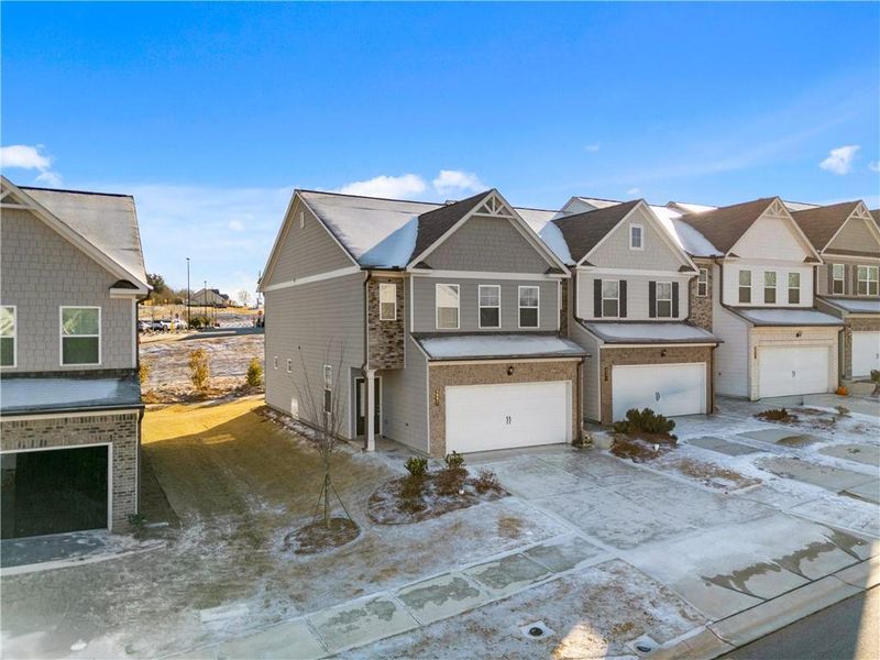 Image 33 of a home in .