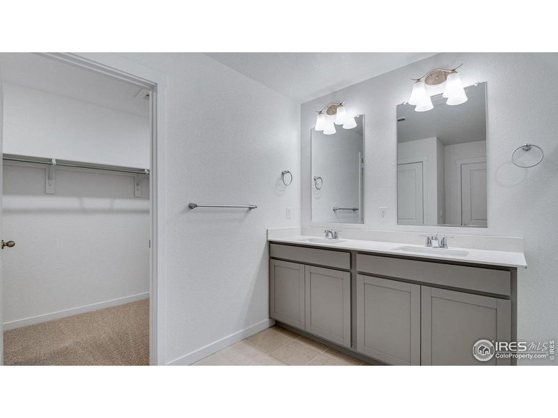 Furnished interior view inside a new home in Vista Meadows, Fort Lupton (Image 11).