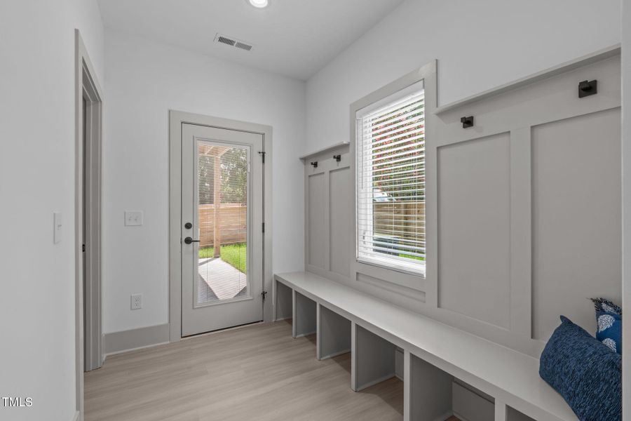 Oakway_26 Oakway_26