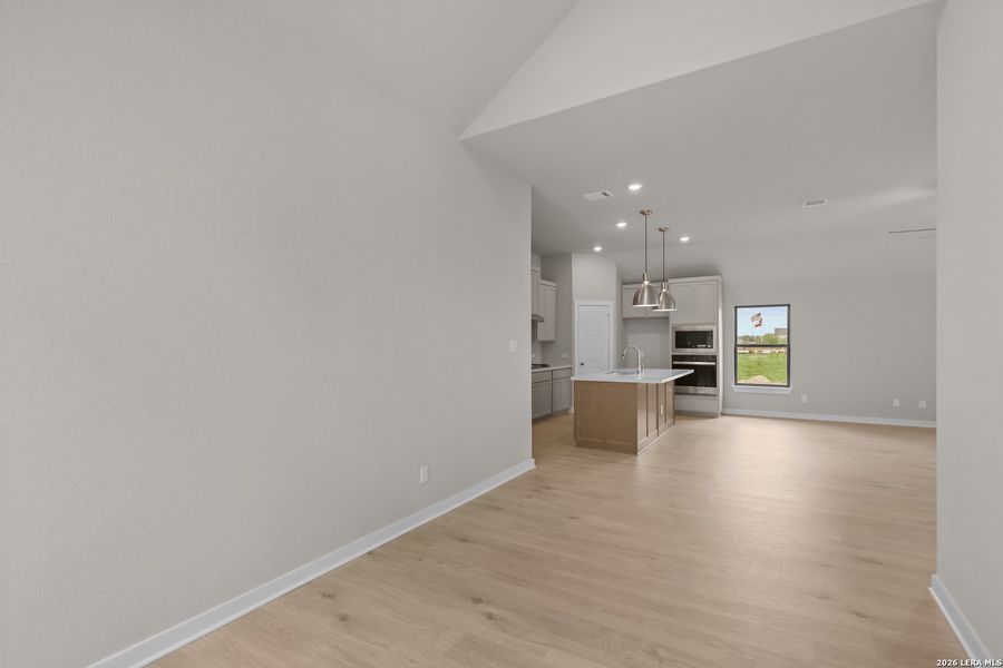 Spacious, unfurnished interior of a new home in Nopal Valley, San Antonio (Image 33). Spacious, unfurnished interior of a new home in Nopal Valley, San Antonio (Image 33).