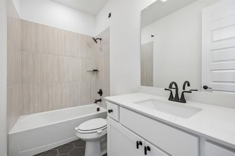 Furnished interior view inside a new home in , Little Elm (Image 6).