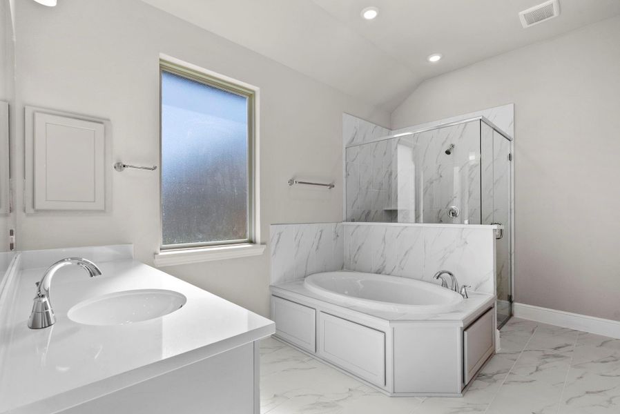 Furnished interior view inside a new home in Coastal Point, League City (Image 10).