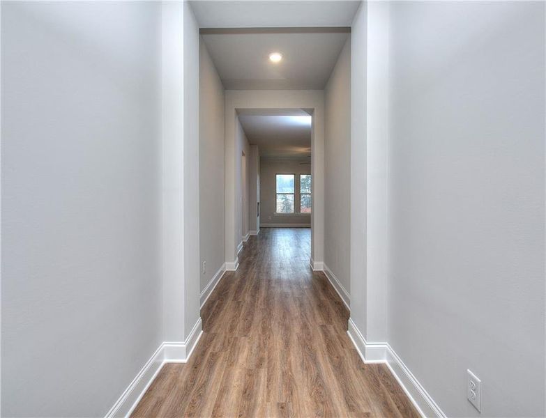 Spacious, unfurnished interior of a new home in , Homer (Image 11).
