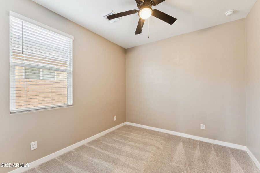 024-bedroom-4 024-bedroom-4