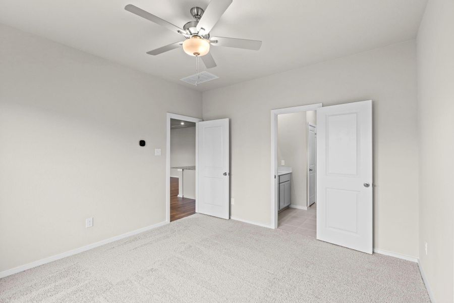 Spacious, unfurnished interior of a new home in Windrose Green, Angleton (Image 13). Spacious, unfurnished interior of a new home in Windrose Green, Angleton (Image 13).