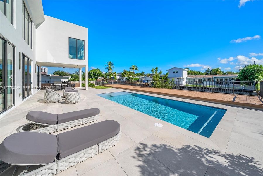 Image 76 of a home in .