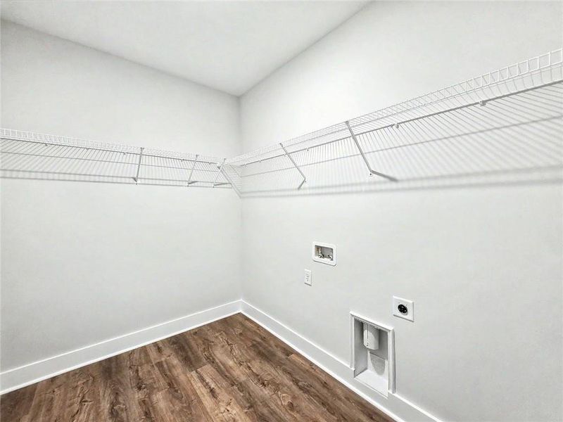 Spacious, unfurnished interior of a new home in , Dallas (Image 20). Spacious, unfurnished interior of a new home in , Dallas (Image 20).