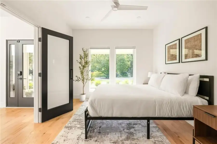 Furnished interior view inside a new home in , Atlanta (Image 25).