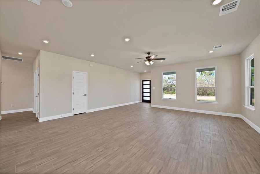 Spacious, unfurnished interior of a new home in , Runaway Bay (Image 19).