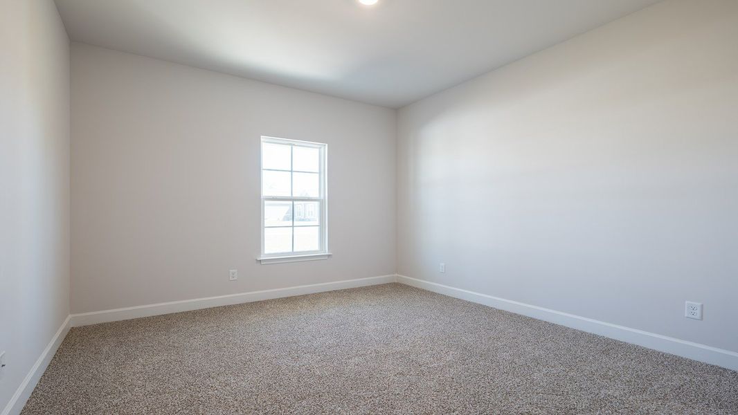 Spacious, unfurnished interior of a new home in Pine Dove Estates, Tallahassee (Image 16).
