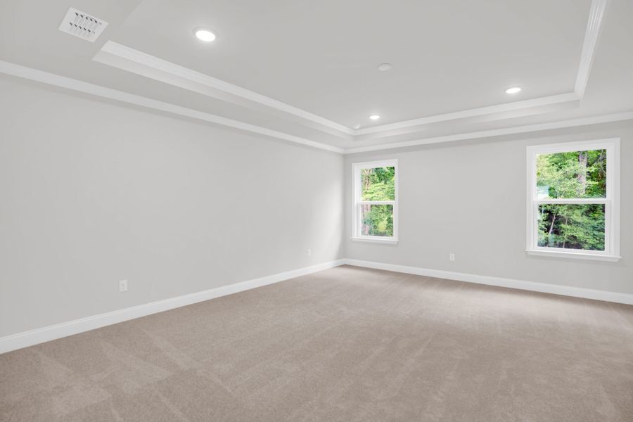 Spacious, unfurnished interior of a new home in Carriage Estates, Lexington (Image 29).