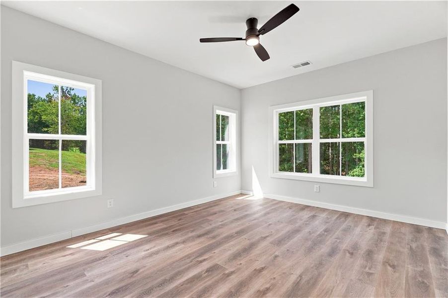 Spacious, unfurnished interior of a new home in , Talking Rock (Image 44).