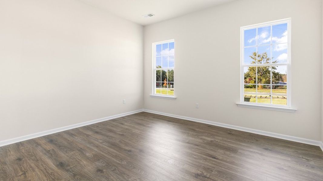 Spacious, unfurnished interior of a new home in The Villas at Martin Farms, Aberdeen (Image 13).