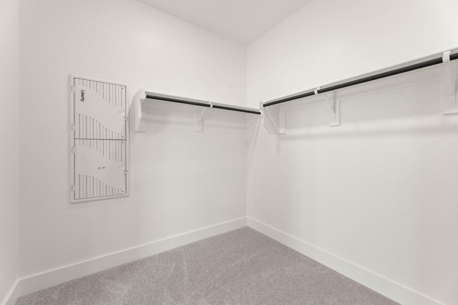 Representative unfurnished interior of a home built from the Laurel by Tri Pointe Homes in Treeline, Justin (Image 15).