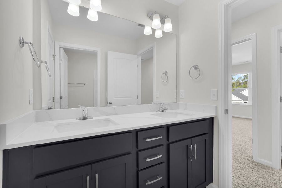 Representative furnished interior of a home built from the The Magnolia by Smith Family Homes in Lakeview Pines, Statesboro (Image 37).