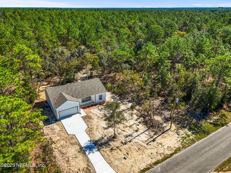 Image 28 of a home in .