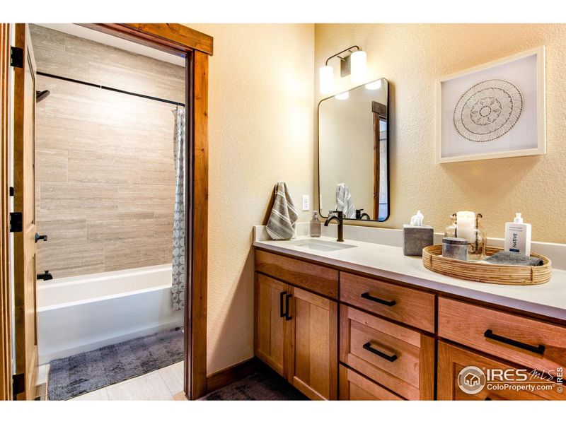 Image 37 of a home in .