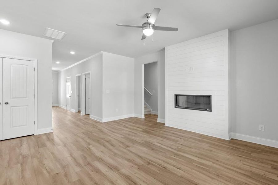 Spacious, unfurnished interior of a new home in , Homer (Image 20).