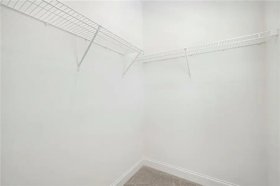 Spacious, unfurnished interior of a new home in Auburn Glen, Dacula (Image 33).