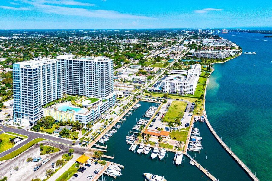 044-220LakeShoreDrive-1415-LakePark-FL-3