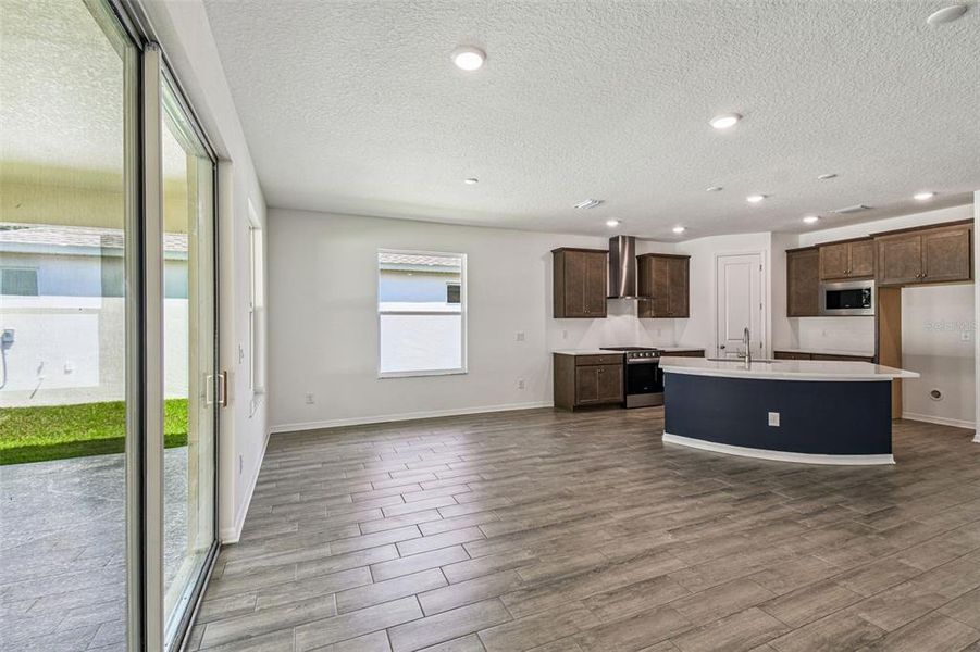 Spacious, unfurnished interior of a new home in Cascades at Southern Hills, Brooksville (Image 49).