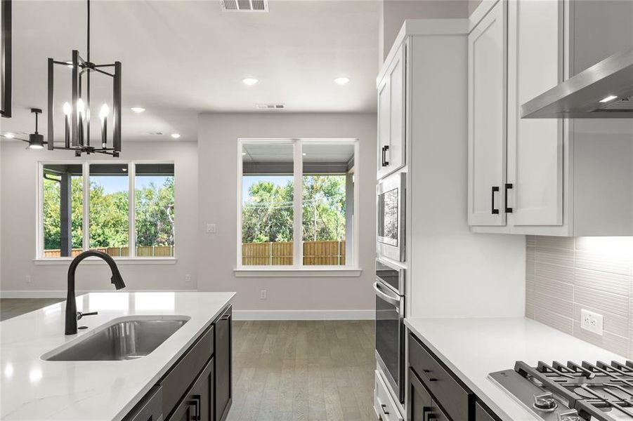 Furnished interior view inside a new home in The Highlands, Rockwall (Image 5).