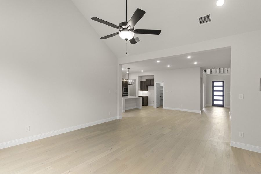 Representative unfurnished interior of a home built from the Preston by Pacesetter Homes in Park Hills, Rockwall (Image 21). Representative unfurnished interior of a home built from the Preston by Pacesetter Homes in Park Hills, Rockwall (Image 21).