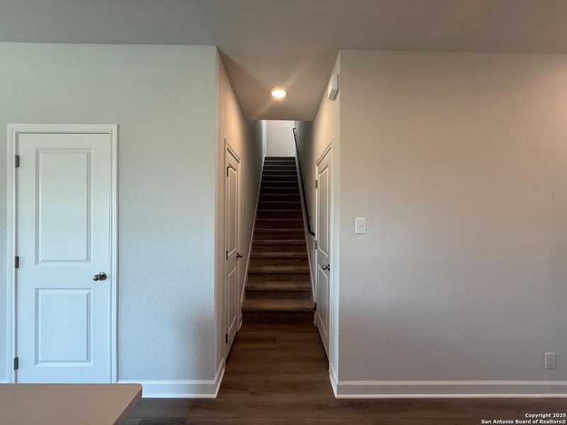 Spacious, unfurnished interior of a new home in The Summit at Saddlebrook Ranch 55's, Schertz (Image 28).